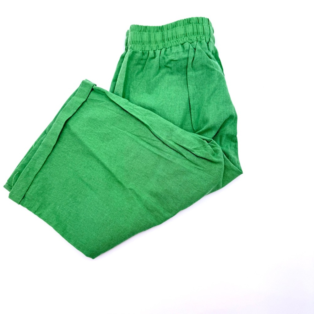 NEW Pallet Pull Green Bermuda Shorts Size Medium (CWB0001)